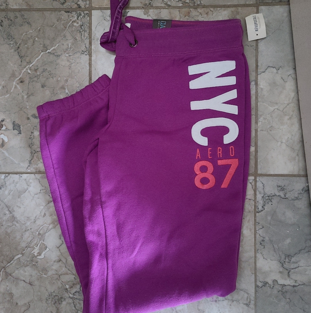 NWT Aero Sweats